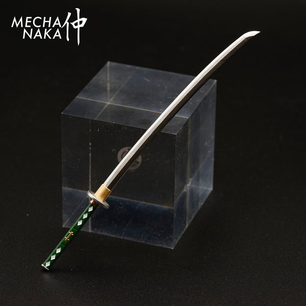 MechaNaka's Gunpla weapon - A miniature katana, a traditional Japanese single-edged sword.